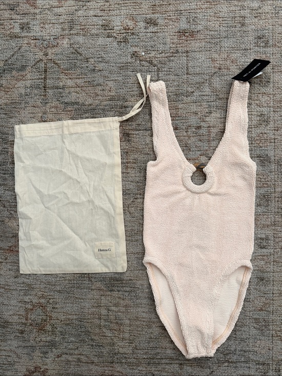 Hunza G Other - Hunza G Pale Pink Textured One-Piece Swimsuit with Ring Detail